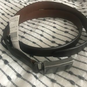NWT. Barneys New York Men’s leather belt.